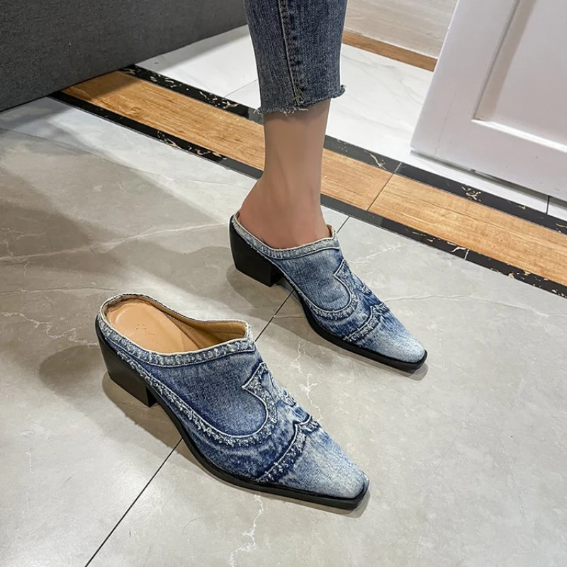 British Style Women Pointed Toe Sandals Luxury Outdoor Half Slippers Slip on Mules Femme Shoes Ladies Denim Chunky Heeled Slides