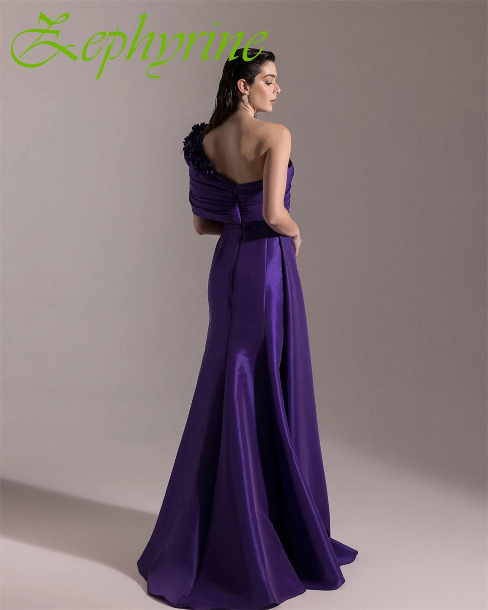 Op maat gemaakte elegante satijnen strapless avondjurk Prachtige a-lijn galajurken Hoge kwaliteit speciale bloemen gelegenheidsjurken