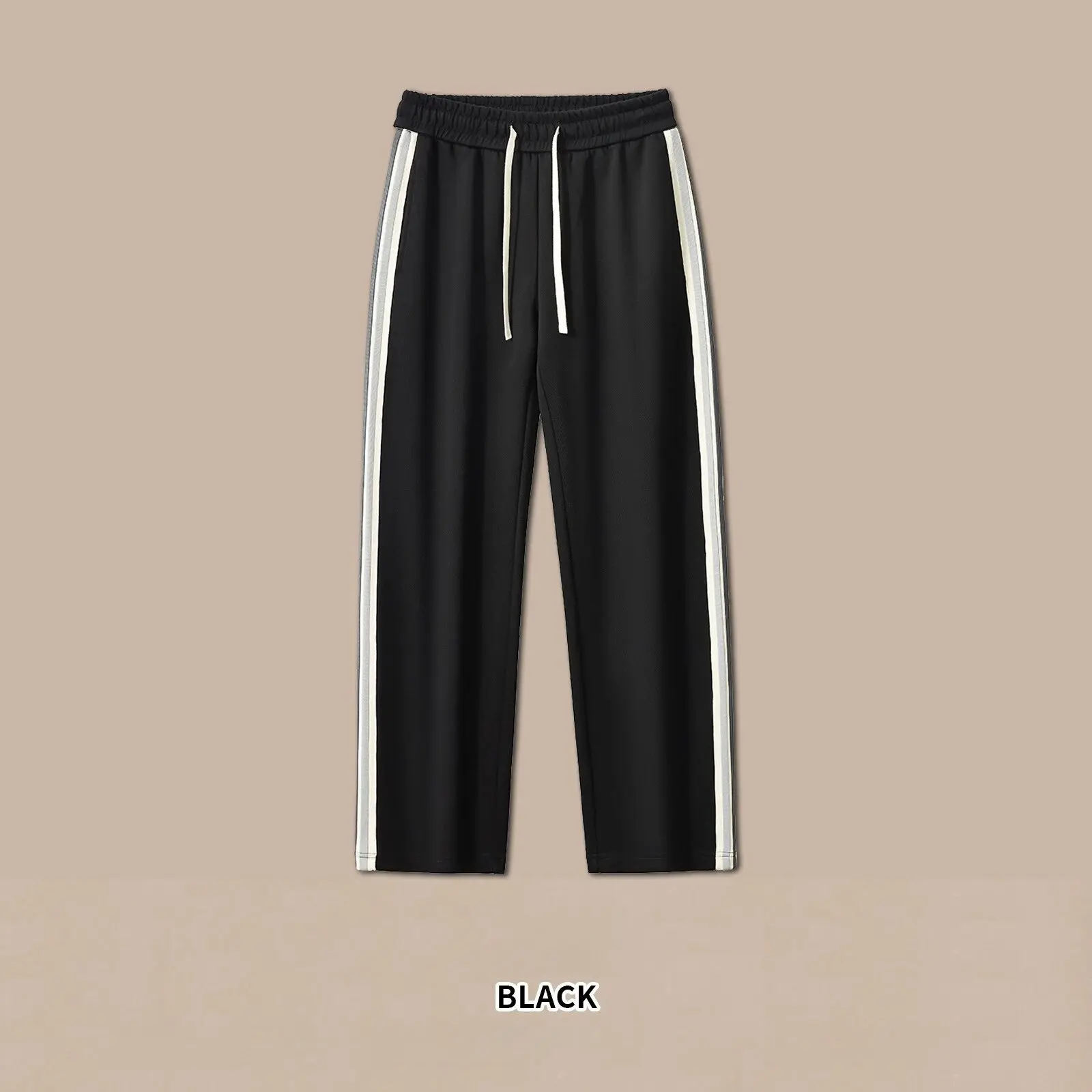 Variant: Black Pants