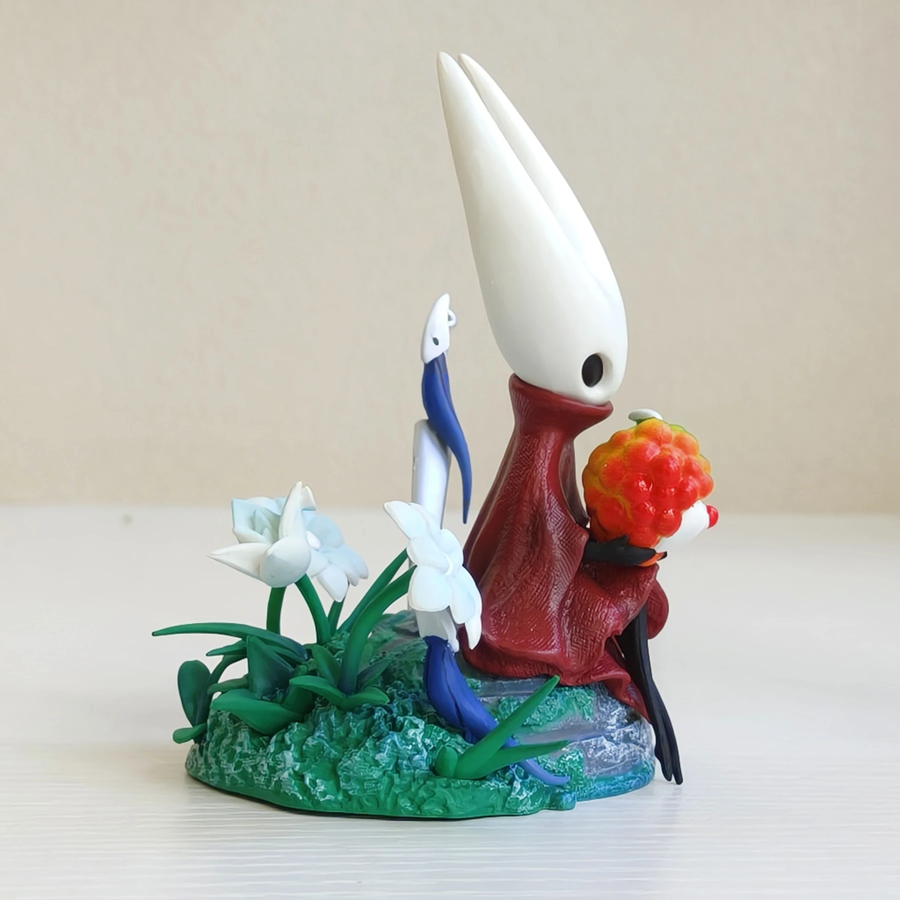 لعبة جوفاء نايت أنيمي الشكل الجوف فارس 10 سنتيمتر PVC عمل الشكل تحصيل نموذج هدايا عيد الميلاد الشكر