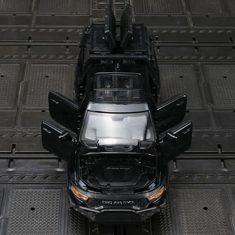 1:32 Dodge mamut pickup truck liga modelo de veículo off-road brinquedo retrátil acústico-óptico com porta que pode ser aberta