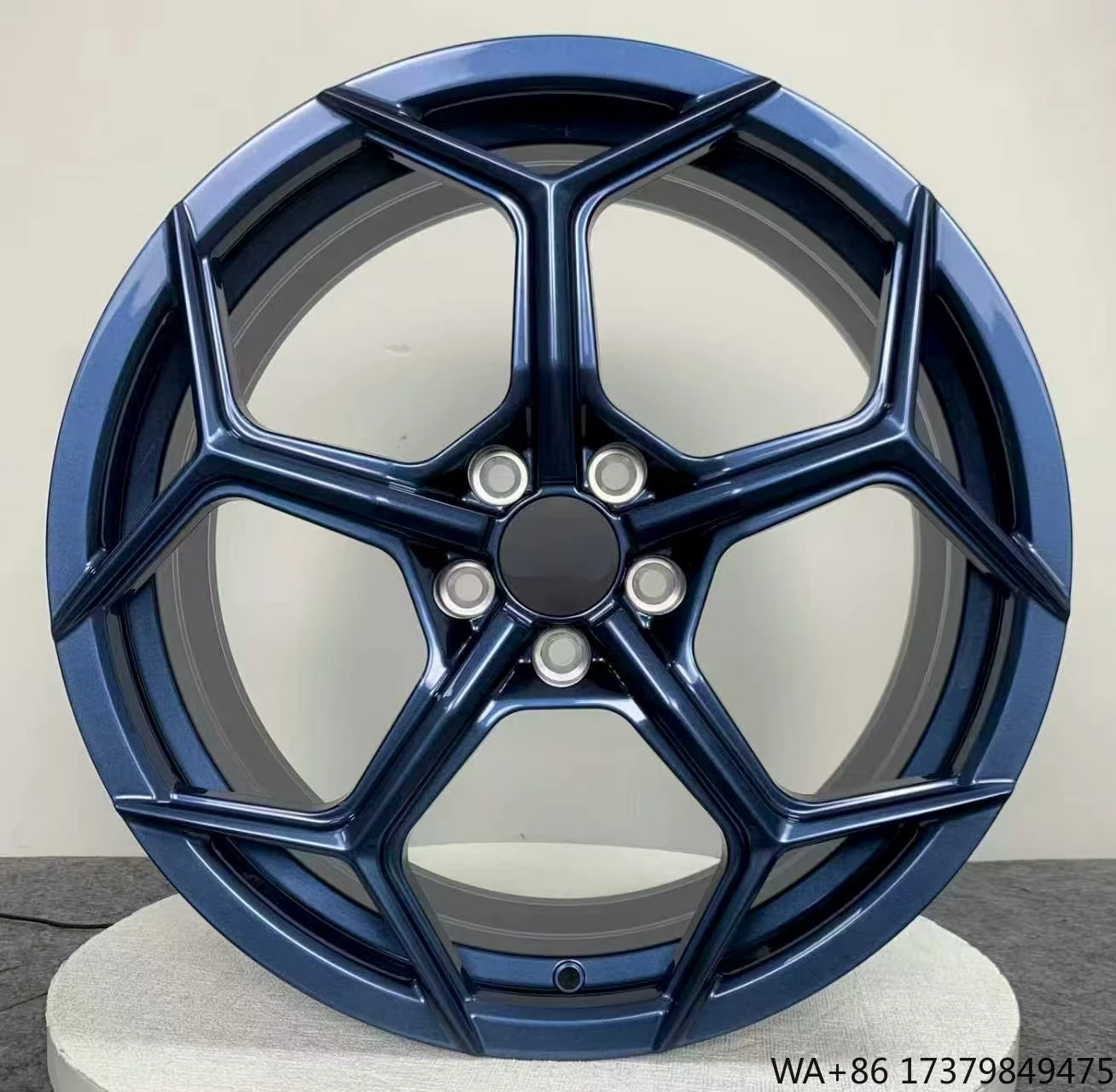 

Customize Flow Formed 10000 Ton Forged Custom Wheel Hub 18-22 Inch Alloy Racing Wheel for Audi A4/A6/A7/RS4/RS6/RS7 35mm New