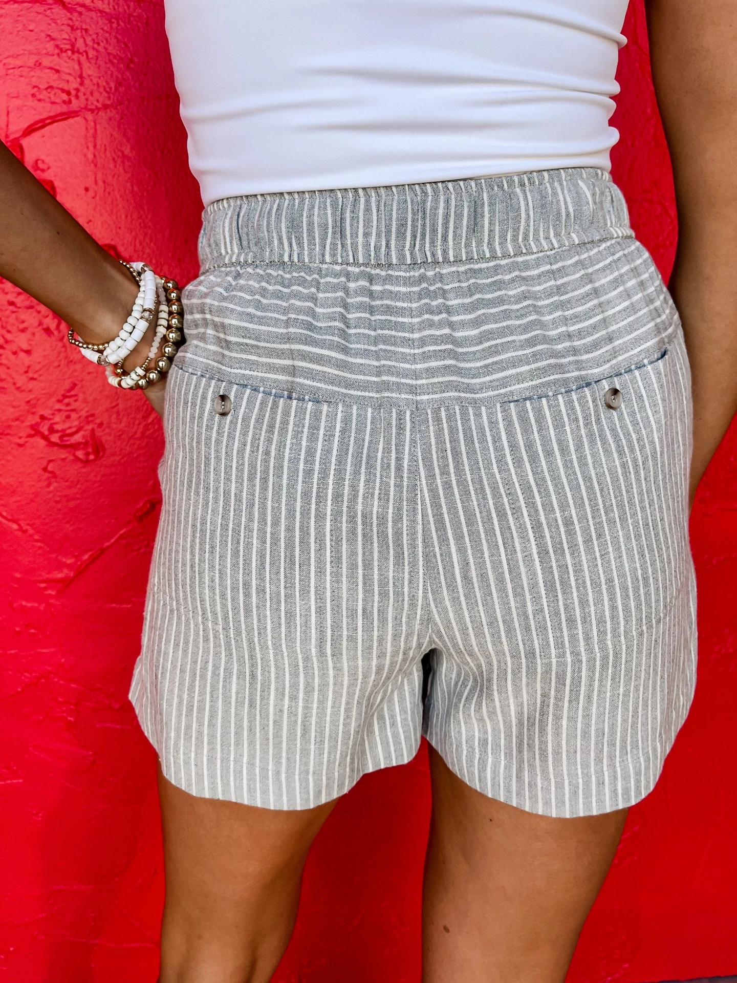 Pure Desire Style Basic gestreifte, elastische, lässige Shorts mit Kordelzug für Mädchen, lockere und schlankmachende, vielseitige Heimhose.