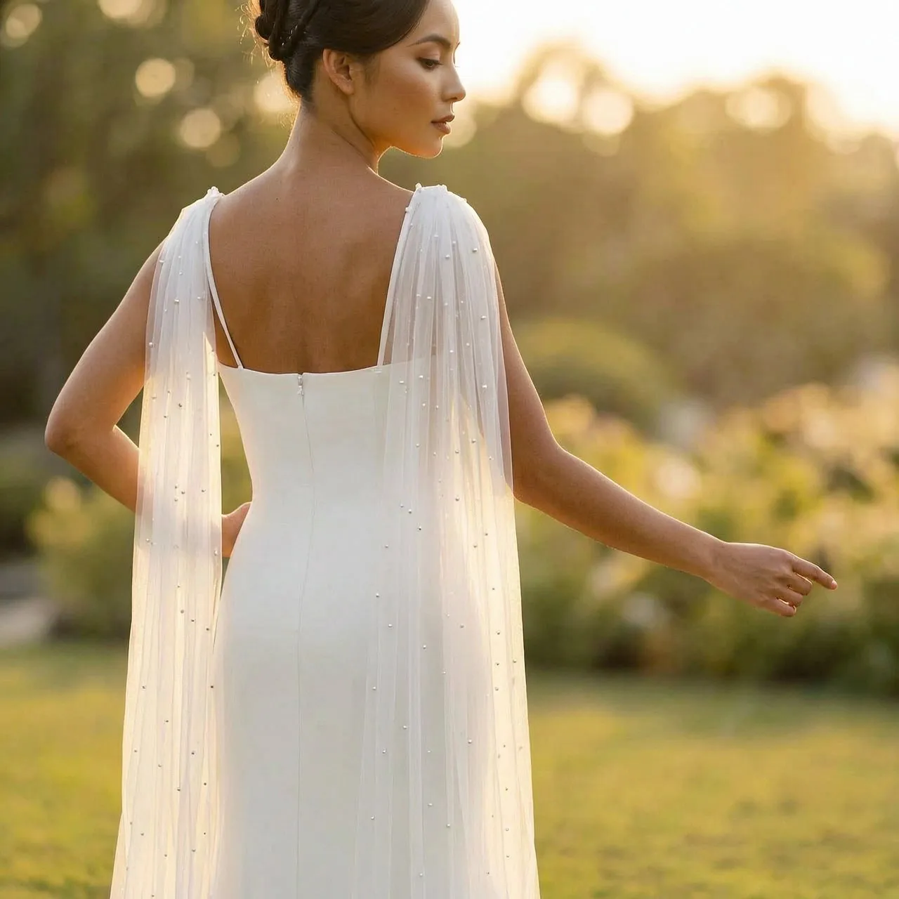Elegant Pearl Embellished Tulle Bridal Cape with Detachable Clips Long Sleeveless Wedding Shawl for Formal Dress Prom Party GP04