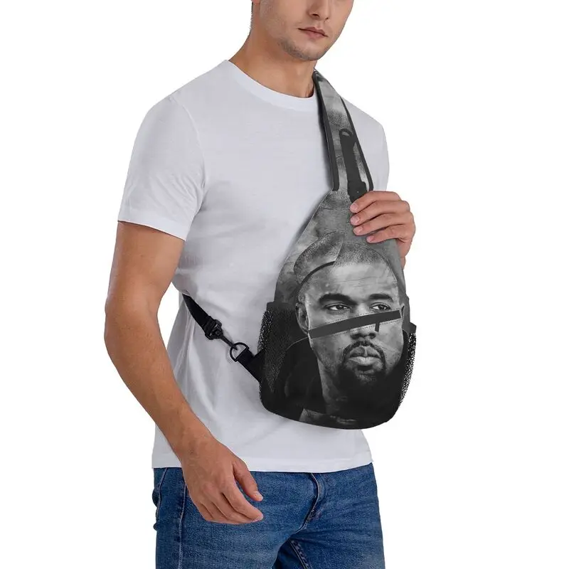 Cantor Kanye West Sling Peito Bolsa tiracolo masculina, mochila de ombro casual para viagem, ciclismo, popular