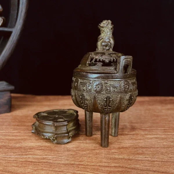 Collection Copper Two Ears Three Legged Tripod Lucky Beast Lion Incense Burner