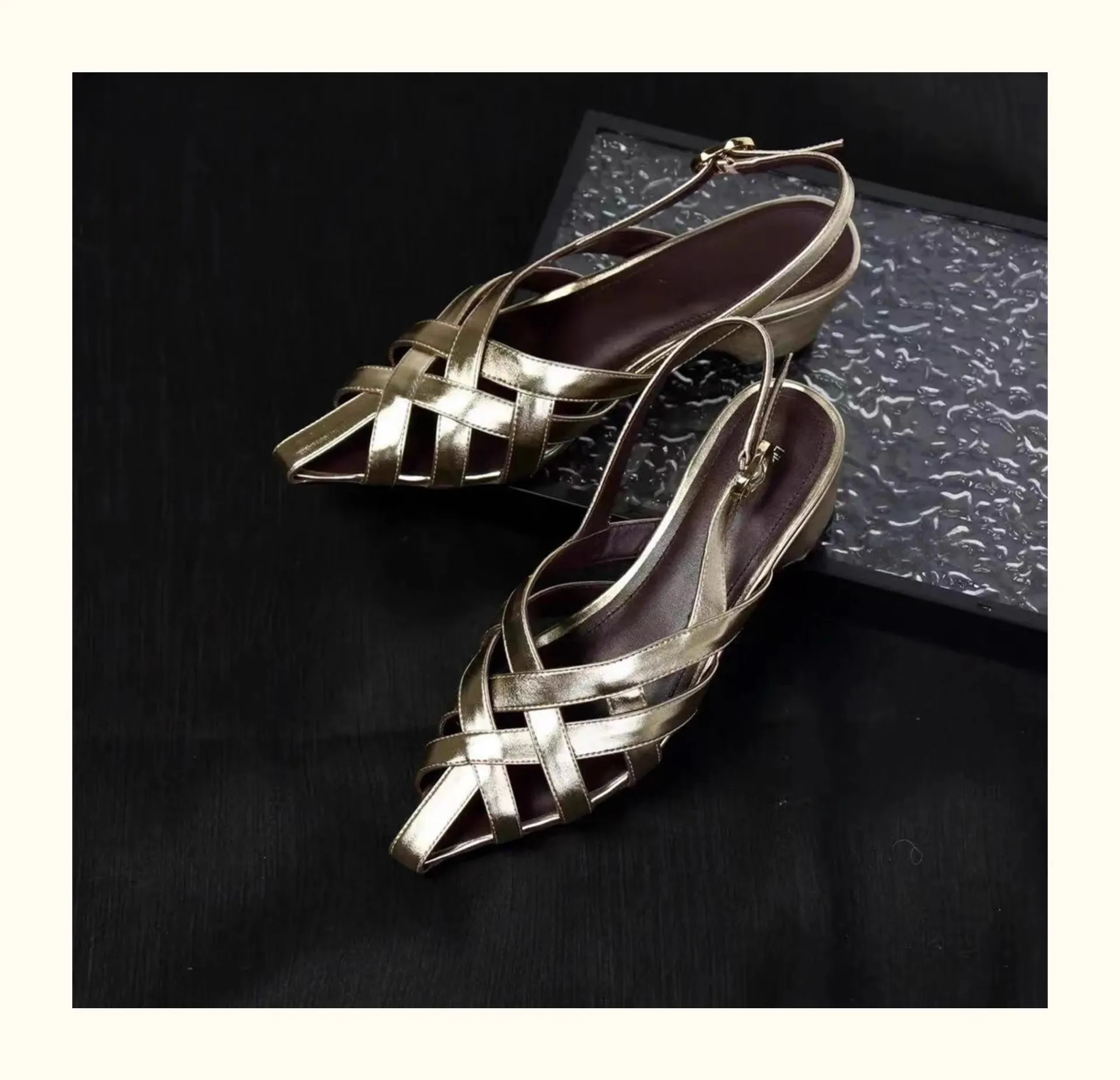 Platform Flats Shoes Pointy Shoes Woven Hollow Sandals Retro Roman Sandals  Good Quality  Single Shoes  Buckle Single Shoe