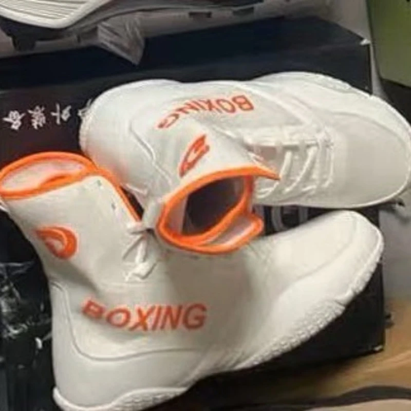 2026 New Trend Wrestling Boots for Men Non-Slip Gym Training Shoes Unisex Men Fighting Shoes High Top Boxing Sneakers Shoe Man