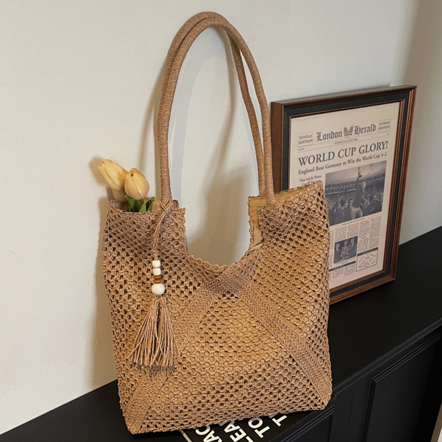 Large Capacity Straw Woven Tote Bag Women's Beach Style Single Shoulder Handbag Fringe Decorated 2026 New Fashion Holiday Bag