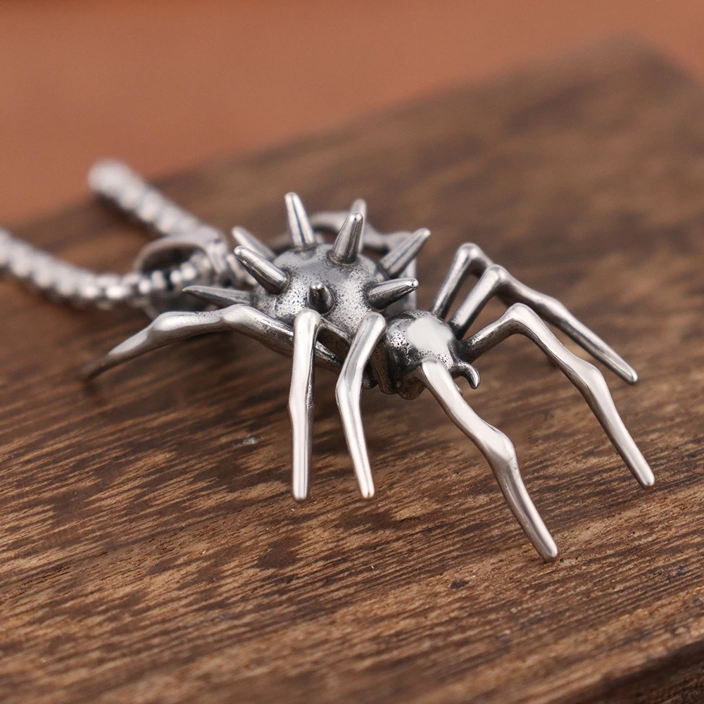 Retro Style Spider Pendant for Men High Quality Stainless Steel Singular Animal Necklace Halloween Gift Gothic Jewelry Wholesale