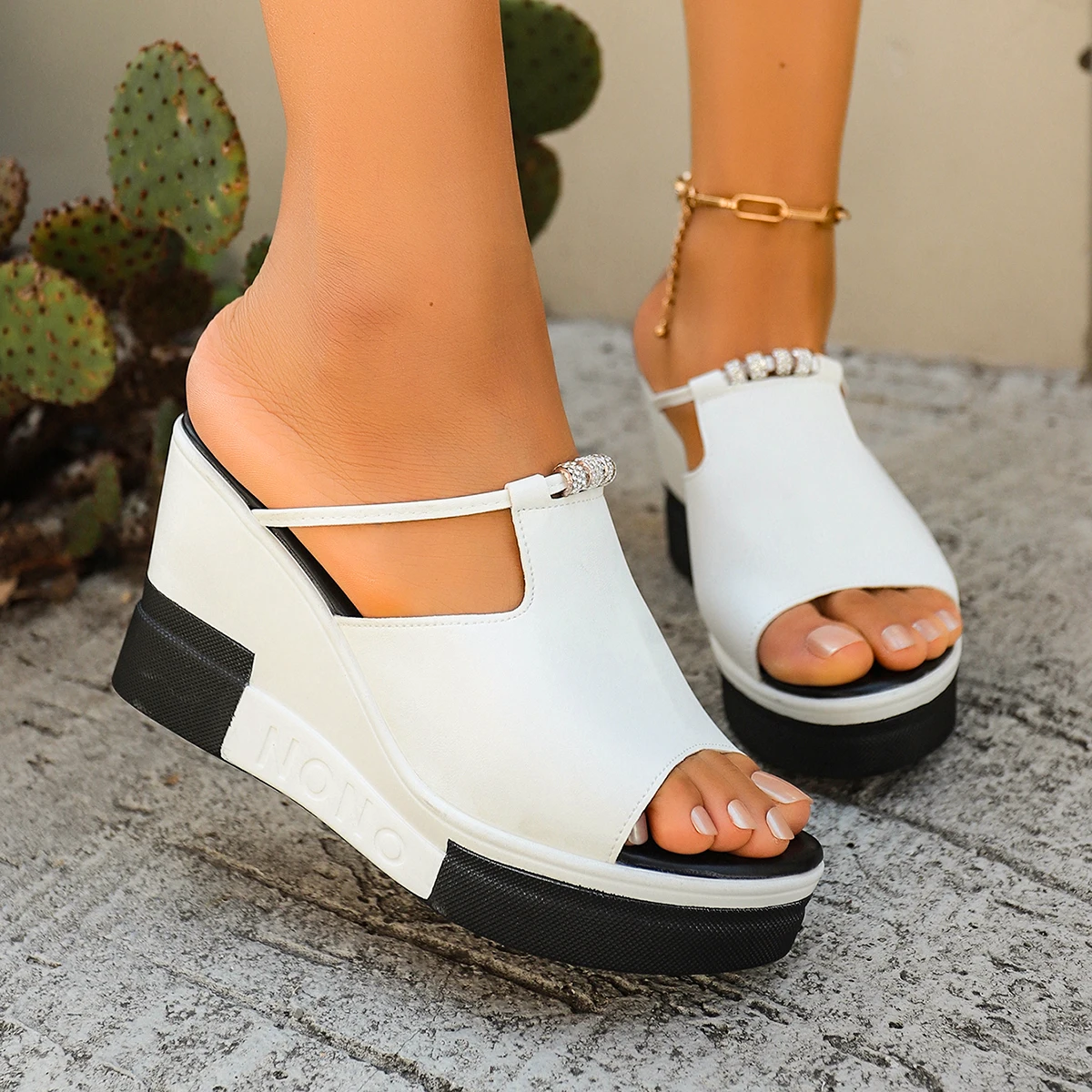 Summer Women Sandals Thick Bottom Wedge Shoes Women Flip Flops Ladies High Heeled Casual Sandals Women Designer Outdoor Shoes