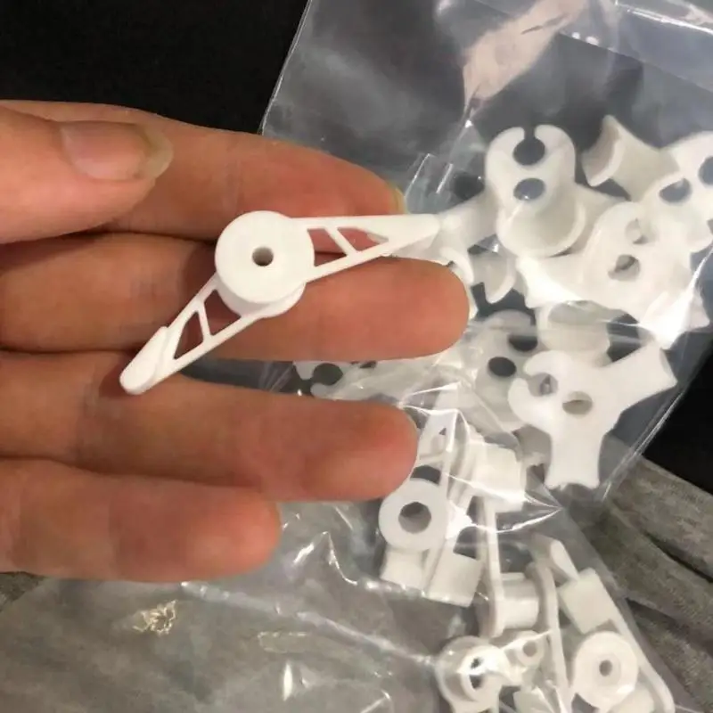 E8BD Garden Plant 360 Degree Bender Clips for Plant Trellis Growth Kits for Plant