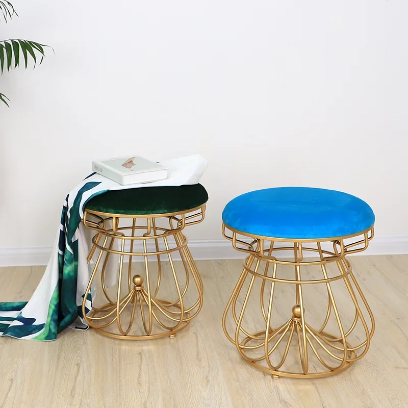 Modern Round Crown Stools Bedroom Dressing Chairs Gold Iron Nail Shop Makeup Chair Dining Bench Small Stool Ottoman Furniture