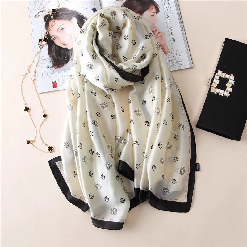 Ladies Scarf Spring And Summer New Fashion Printing Scarf Warm Windproof Neck Elegant Atmosphere Shawl Ladies Silk Scarf