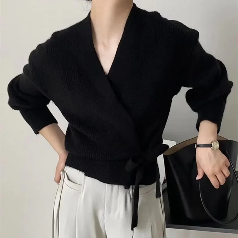 Autumn Winter Women Casual V Collar Loose Knitted Pullovers Bandage Knitted Sweater Bow Bandage Female Beige Black Grey Jumper