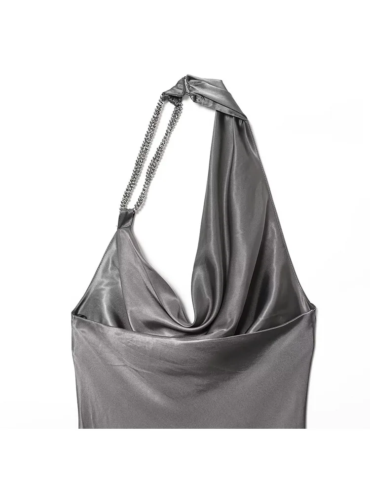 المرأة مثير فستان ستان 2025 جديد إمرأة موضة بلا أكمام فستان بدون ظهر المرأة سلسلة معدنية الديكور التجاعيد الرسن فساتين