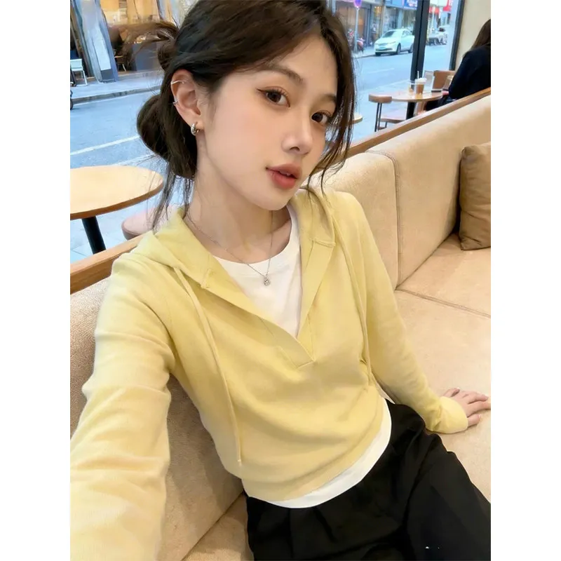 Early Spring 2026 Women's Unique Good-Looking Faionable Knitted Hat-Over-Head Long Sve Top Korean Sle Loose Fit T-irt