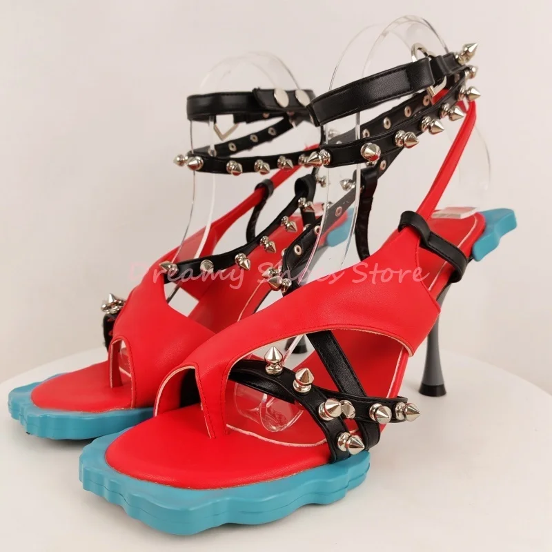 레드 리벳 플라워 솔 슬링백 스틸레토 샌들 여성 버클 스트랩 플립플랍 하이힐 패션 노벨티 패치워크 파티 슈즈