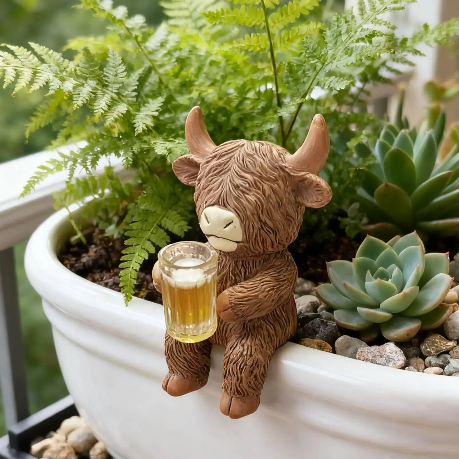 Cute Highland Cow Resin Figurine Planter Hanger Decorative Animals for Terrace and Outdoor Garden