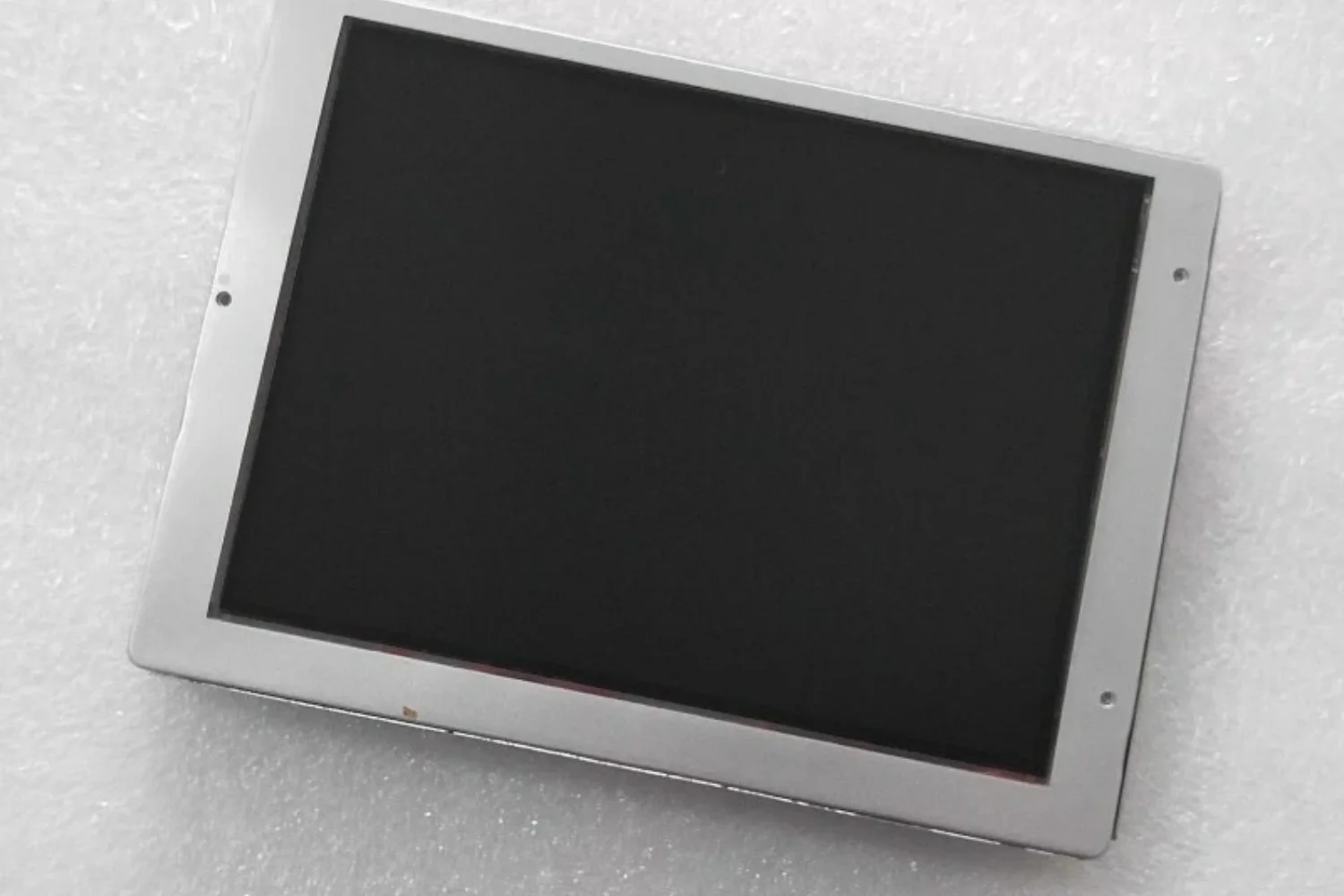 

Новый 5,6-дюймовый ЖК-экран LQ056A3AG01R