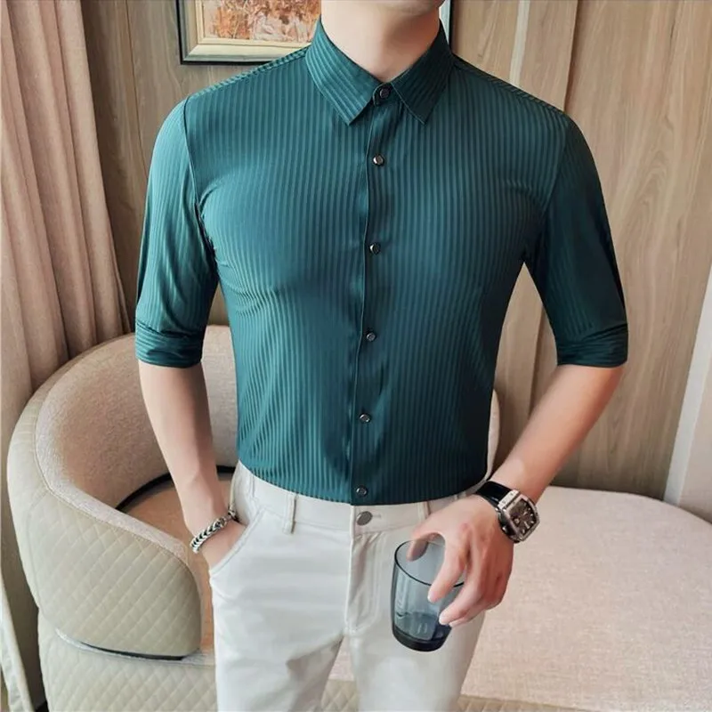 Summer New Striped Ice Silk Half Sleeve Shirt Fashion Men\'s Slim Fit Casual Business Solid Color Versatil Shirt Men Clothing