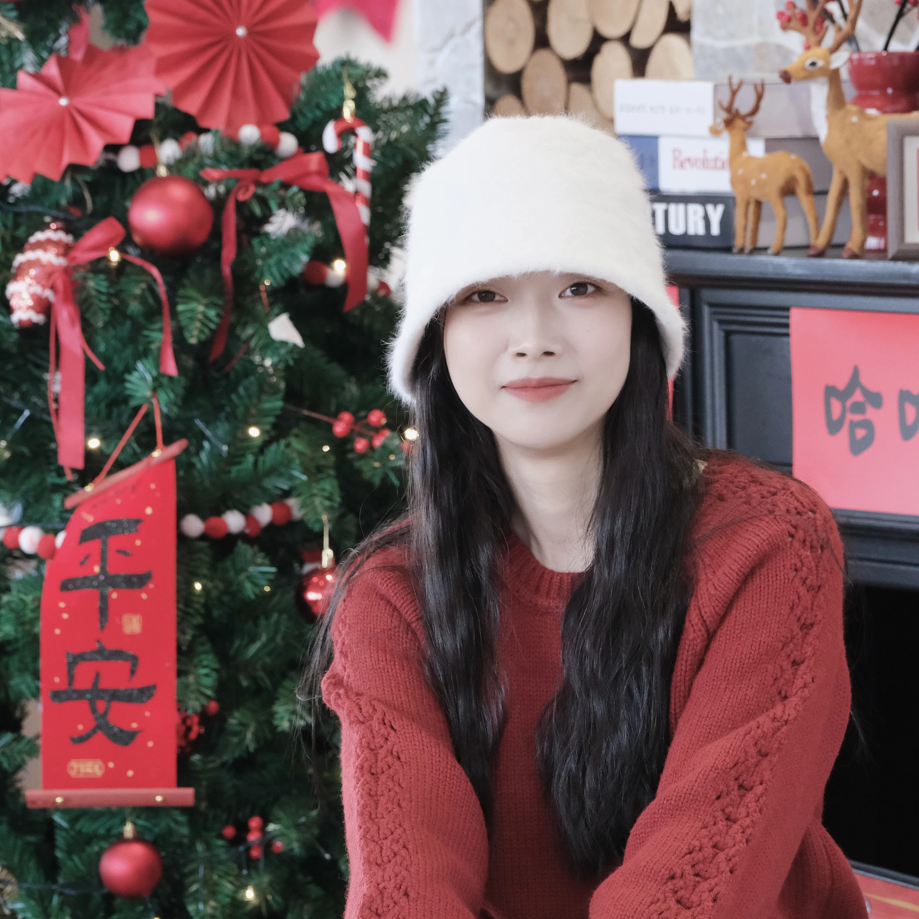 

Белая женская шерстяная панама для девушек и женщин: модная, теплая, для фотосессий и выступлений