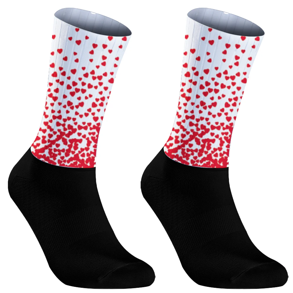 1 pairs of  cycling anti-skid sports socks and football socks Love Cycling socks