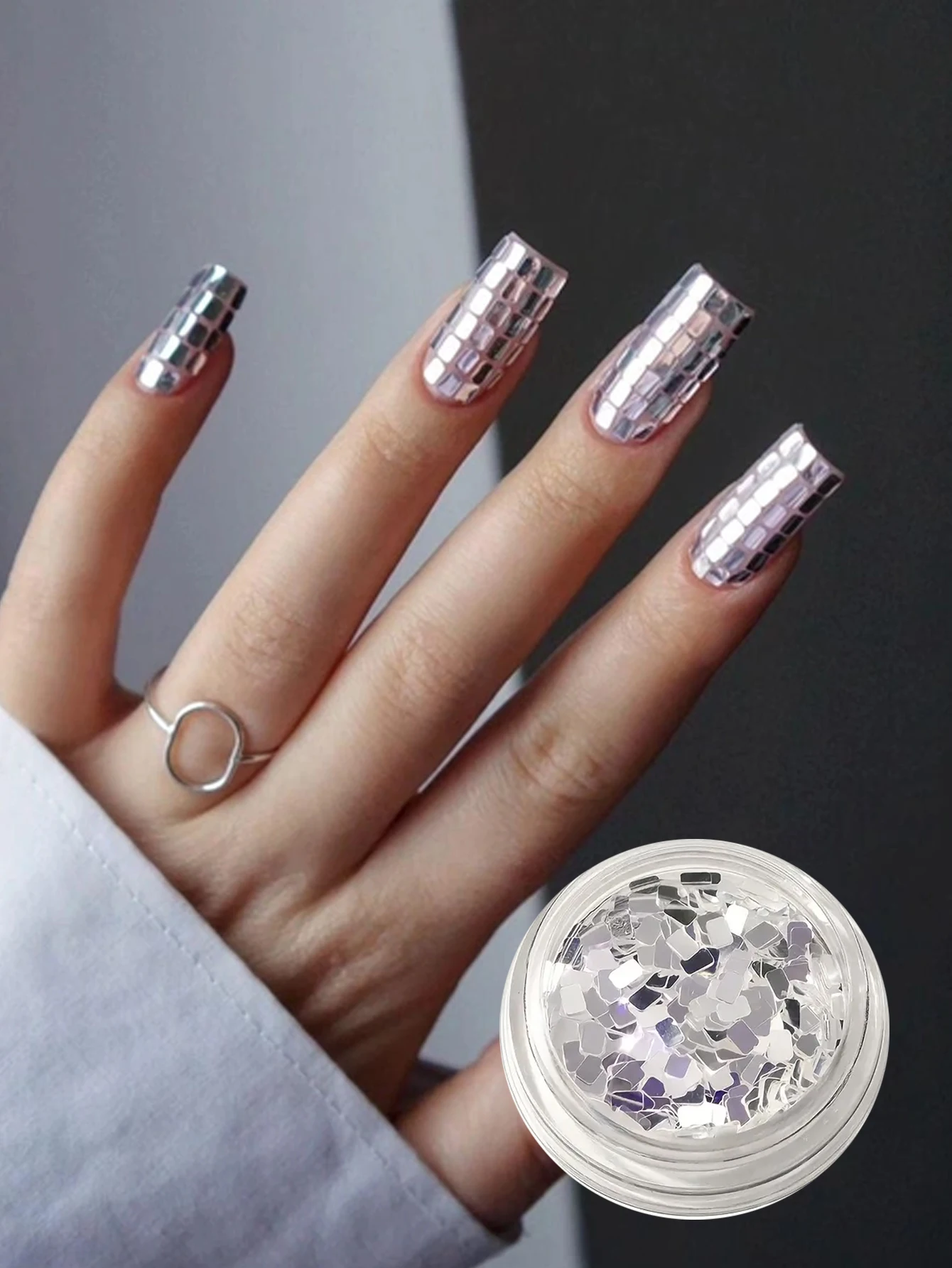 1 Box quadratischer silberner Glitzer-Nagelschmuck, minimalistisches, funkelndes Luxus-Nagelkunst-Dekor, geeignet für Nagelstudios