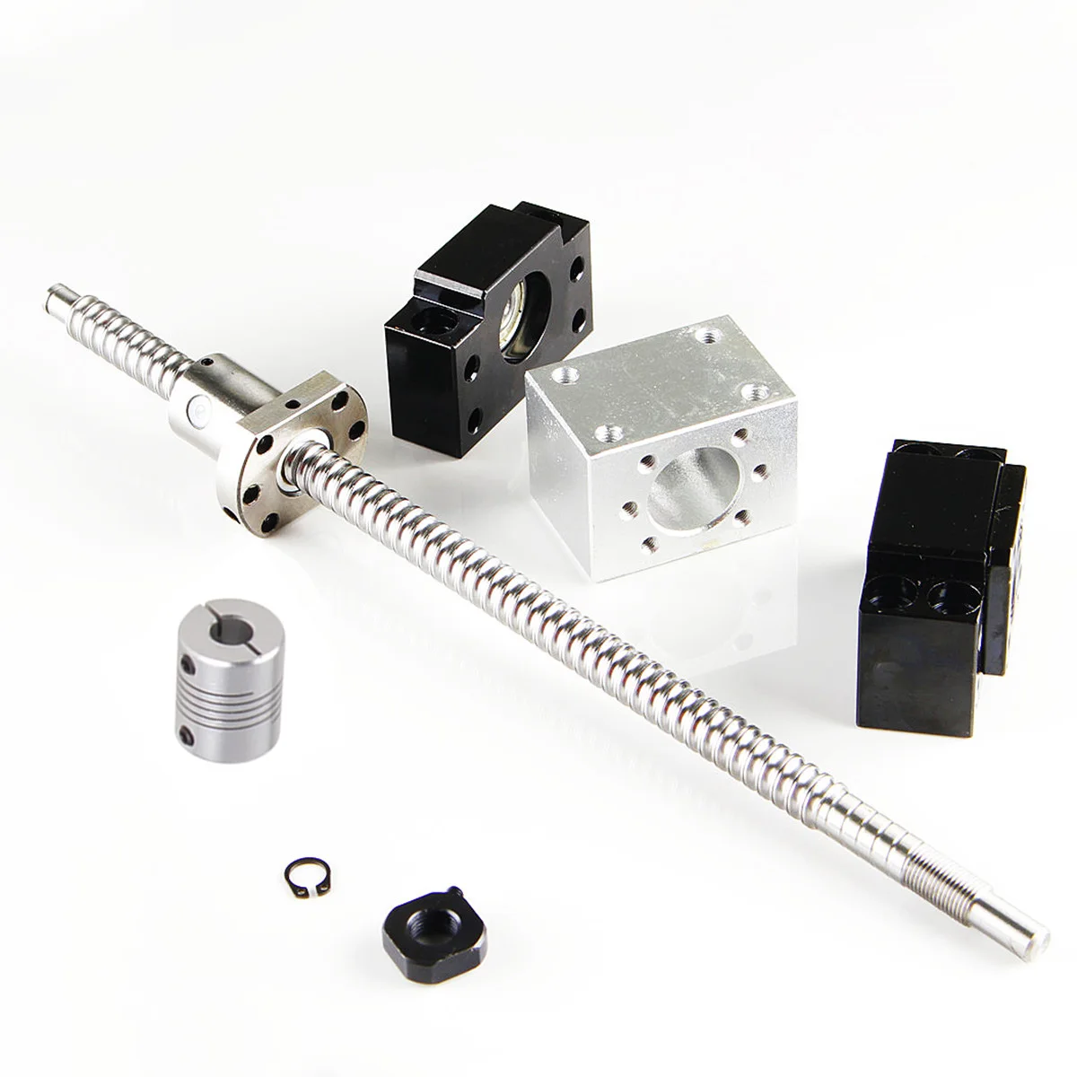 SFU1204 Set: RM1204 Vite a ricircolo di sfere C7 con estremità lavorata + dado a ricircolo di sfere 1204 + alloggiamento dado + supporto terminale BK/BF10 + accoppiatore per parti CNC