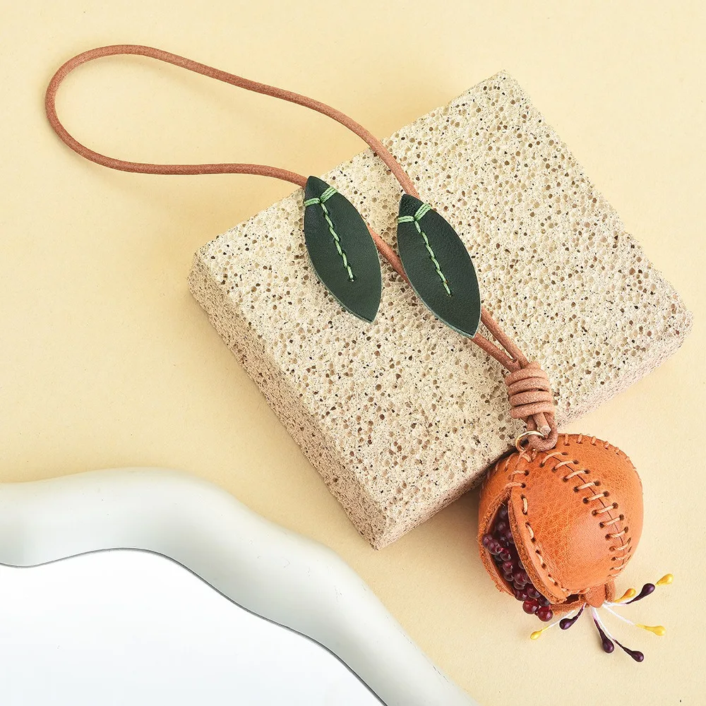 

Прекрасный кулон с фруктами и гранатом, клубничная вешалка, брелок из искусственной кожи, креативная сумка ручной работы, подвеска для мужчин