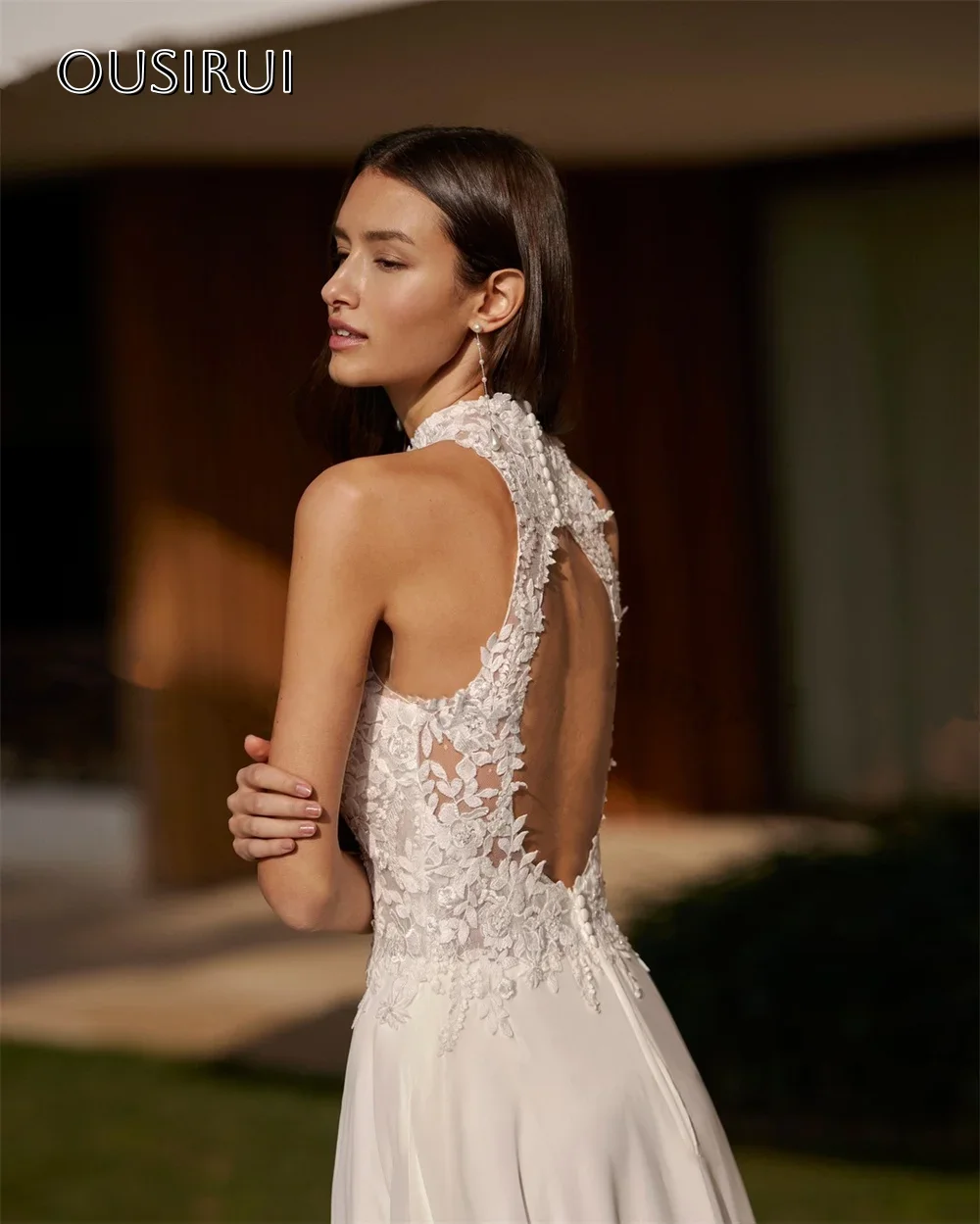 여성을위한 홀터넥 레이스 웨딩 드레스 a 라인 쉬폰 스윕 기차 백리스 버튼 신부 드레스 Vestido De Novia Customized