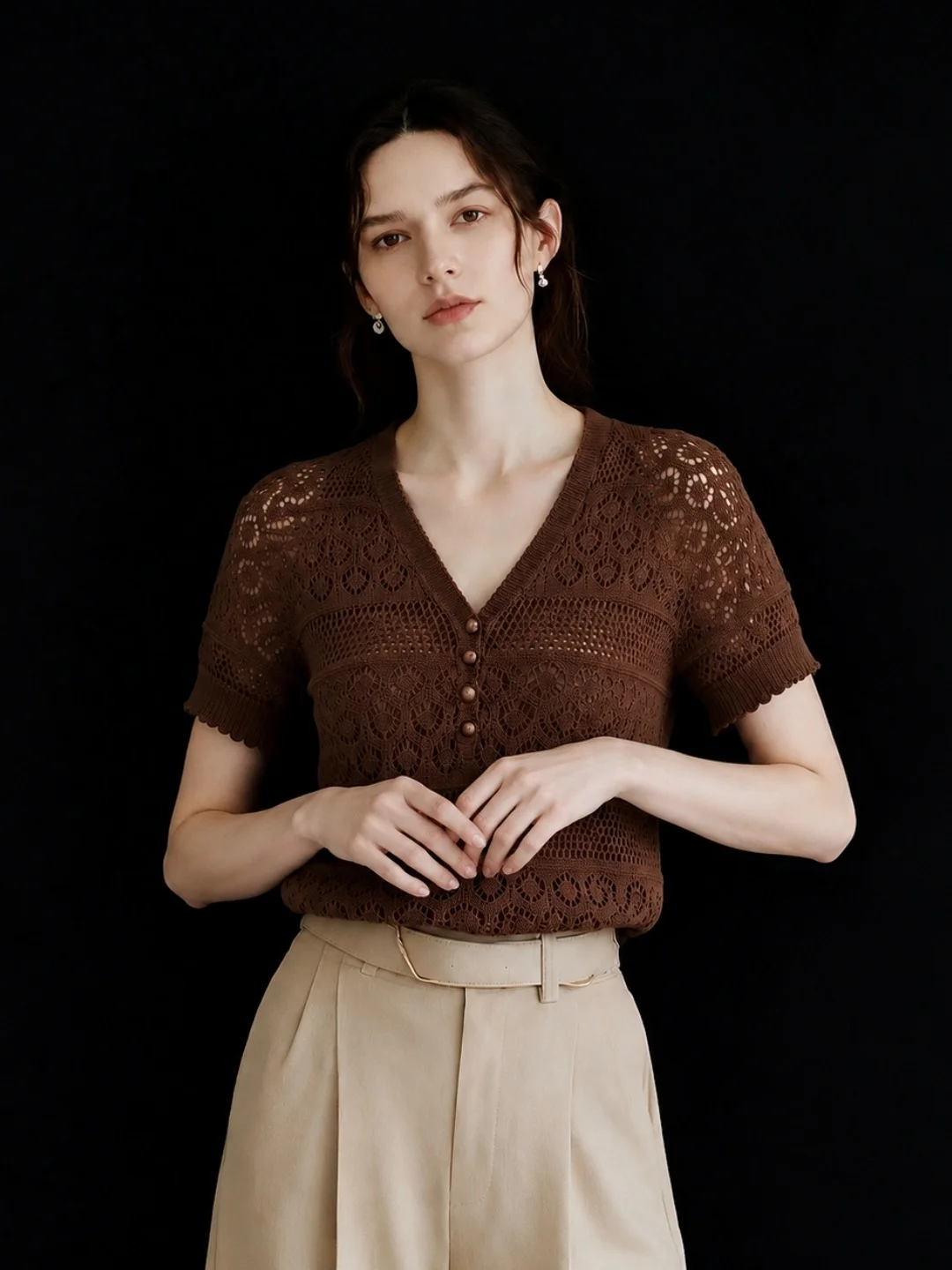 Elegant V-Neck Ice Silk Knitted Top Hollow out Short Sleeve Summer Retro Style Women's Fashionable Straight Cut Korean Version