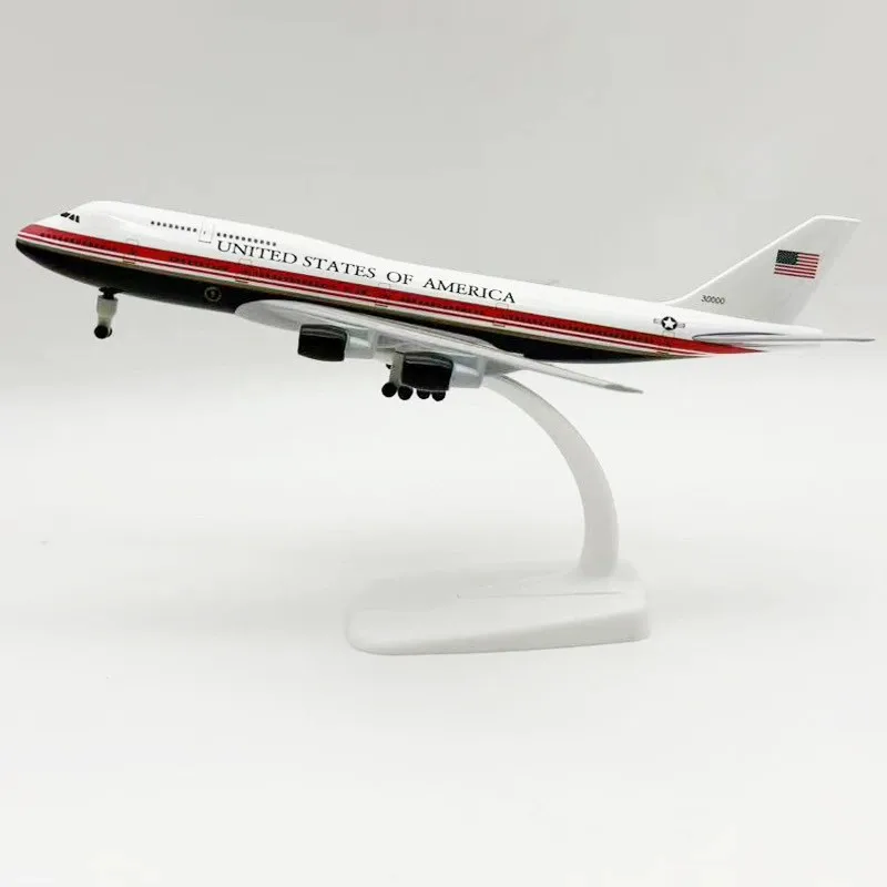 Air Force One B747-200 Model Planes 20cm Metal Scale Aircraft Diecast Miniature Airplane With Stand For Aviation Collectors Gift