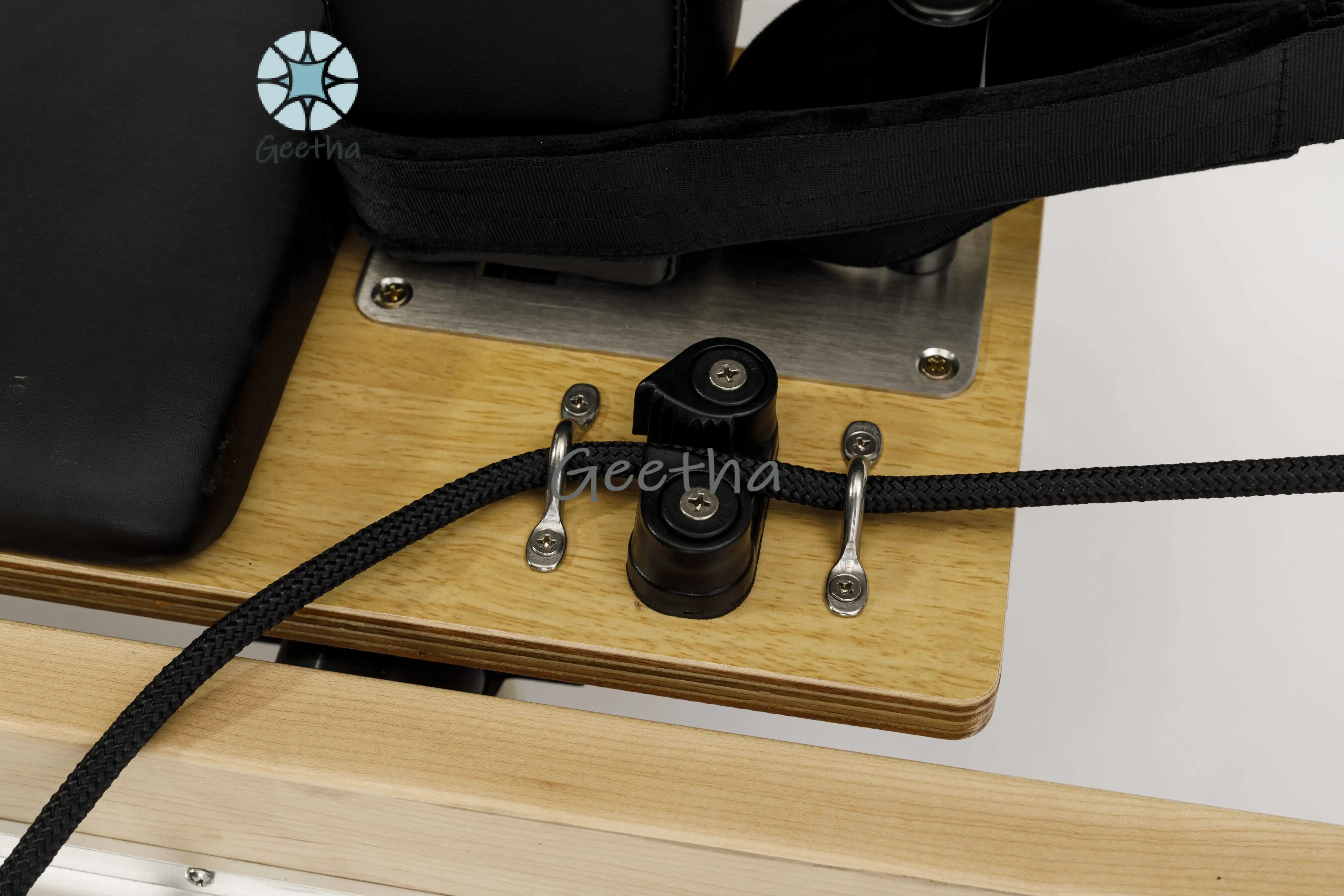 Yoga Exercise Fitness Equipment Maple Infinity Footbar Reformer Pilates Machine Wood