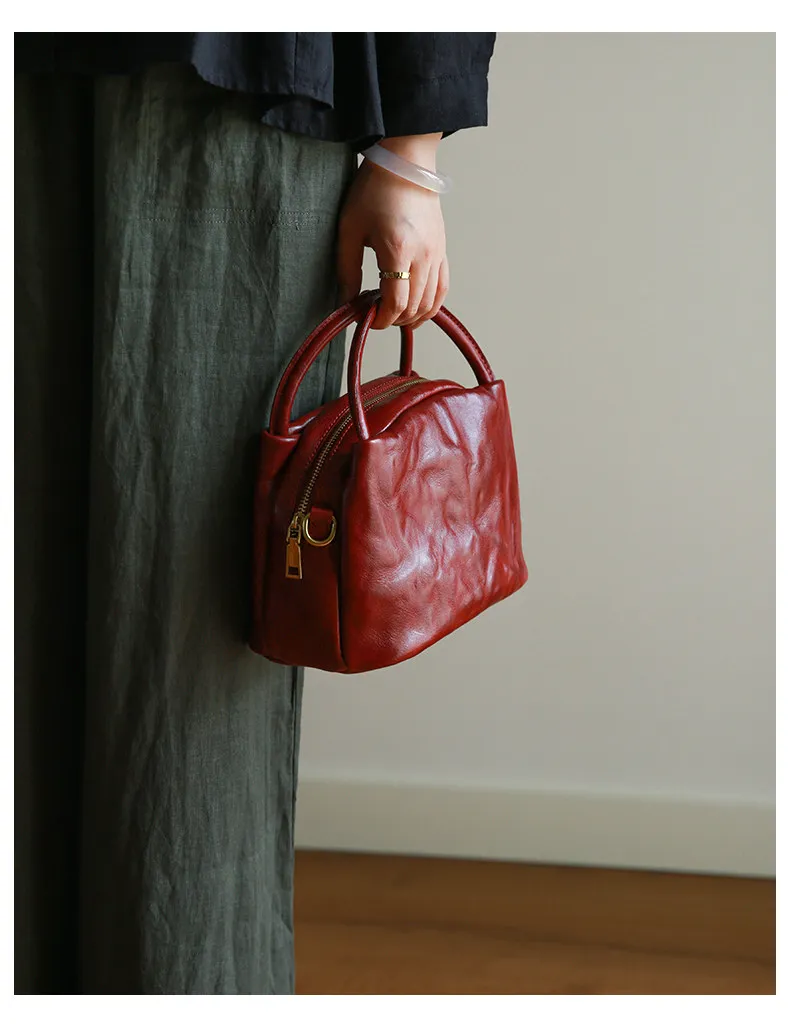 Von Modedesignern handgefertigte, hochwertige Damenhandtaschen aus echtem Leder, luxuriöse Outdoor- und Party-Umhängetaschen aus weichem Leder. – Detail 15