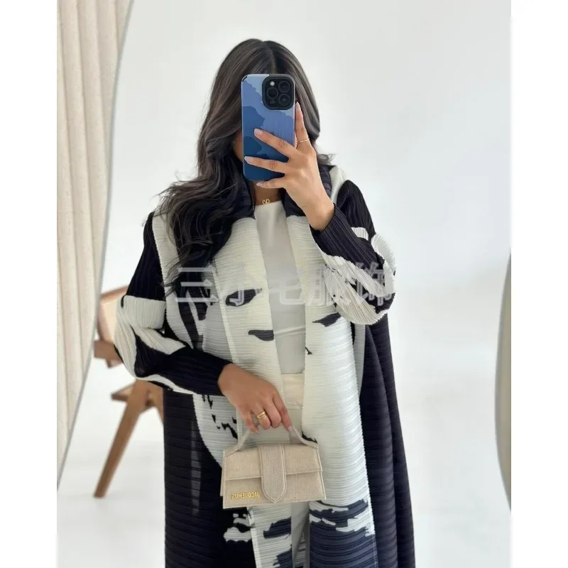 Pleats Retro Printed Pleated Windbreaker Women\'s Patchwork Collar Belt Long Windbreaker Jacket Saudi Arabia New Muslim Abaya