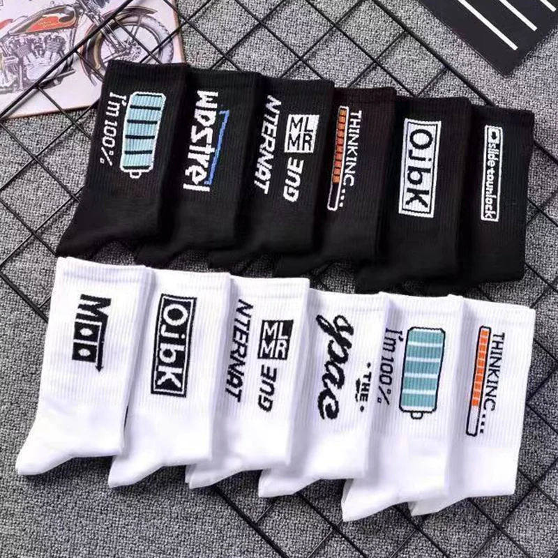 5/10/20 Paar Herren-Socken mit Buchstabenmuster, mittelhohe Socken, bequem, atmungsaktiv, für alle Jahreszeiten geeignet, ideal für Studenten, im Streetstyle, als Sportsocken. – Detail 4