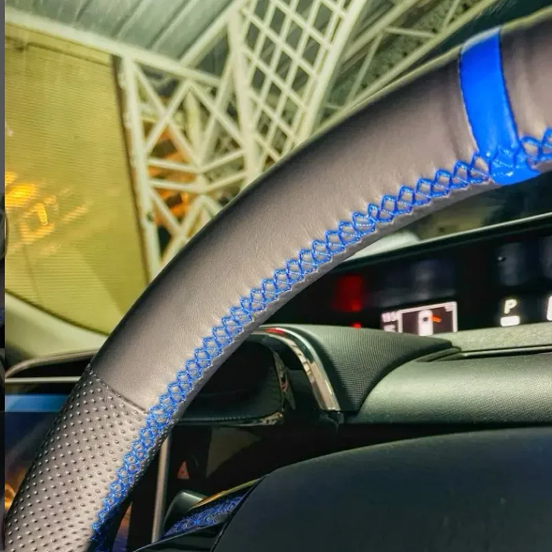 Hand Stitched Steering Wheel Cover for Toyota Platz 2002 2003 2004 2005 Braid Carbon Leather Cover Accessory