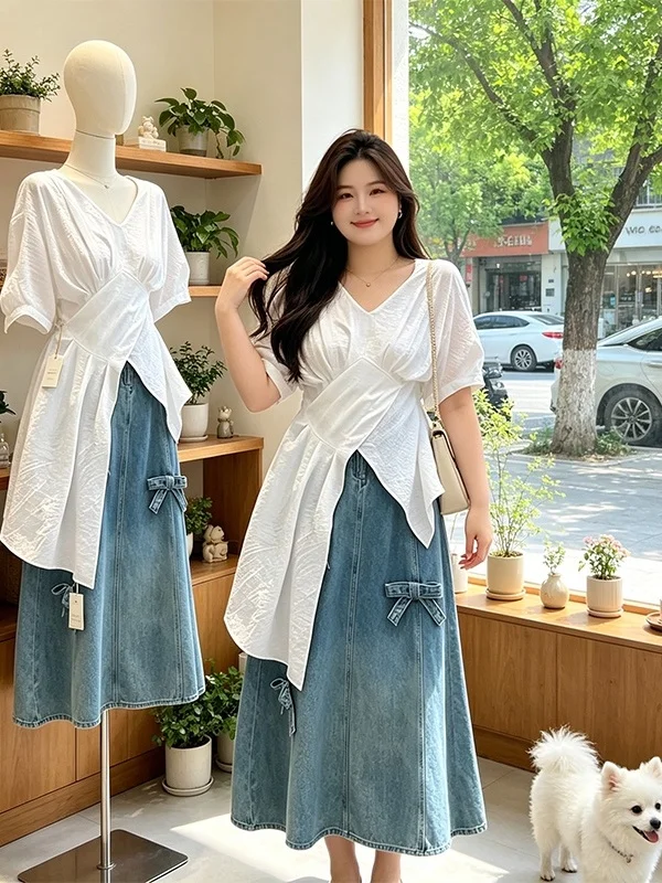 

Summer New plus Size Women's Salt Series Irregular V-neck Short Sleeve Top with Bow Tie Denim Skirt Two-piece Set