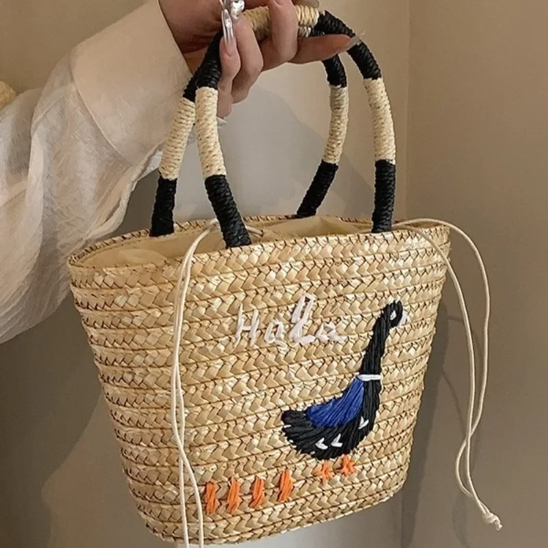 Straw bag color matching embroidery large capacity hand knitting