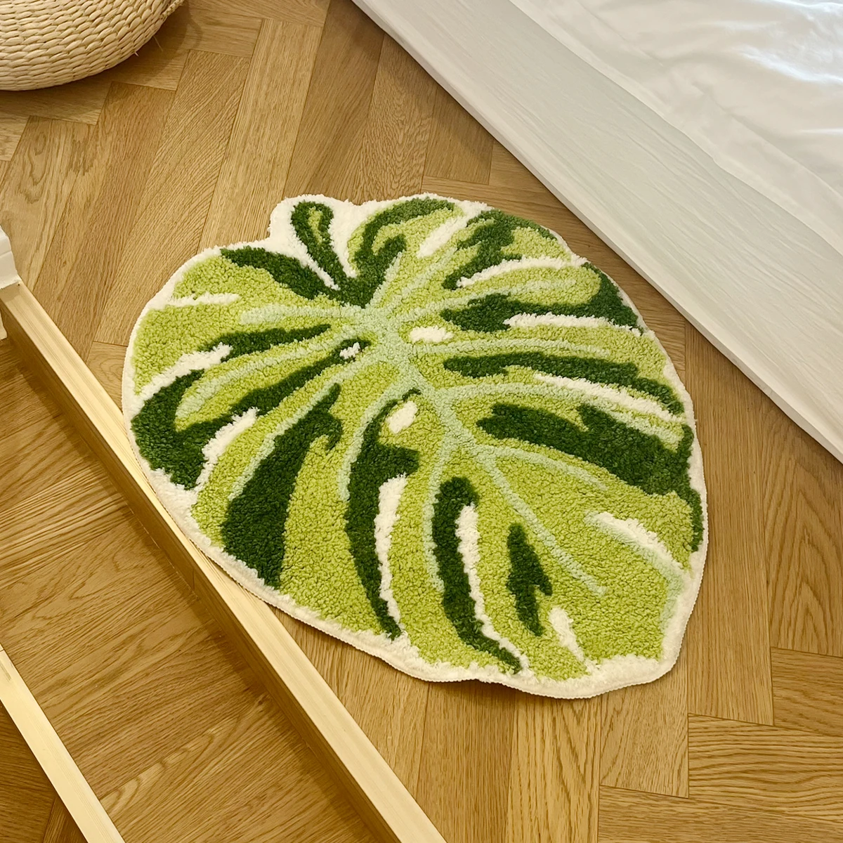 Green Leaf Monstera Tufted Rug Palm Shaped Bathroom Anti Slip Pad Home Decor Mat Rugs for Bedroom Door Mat Entrance Bathroom Rug