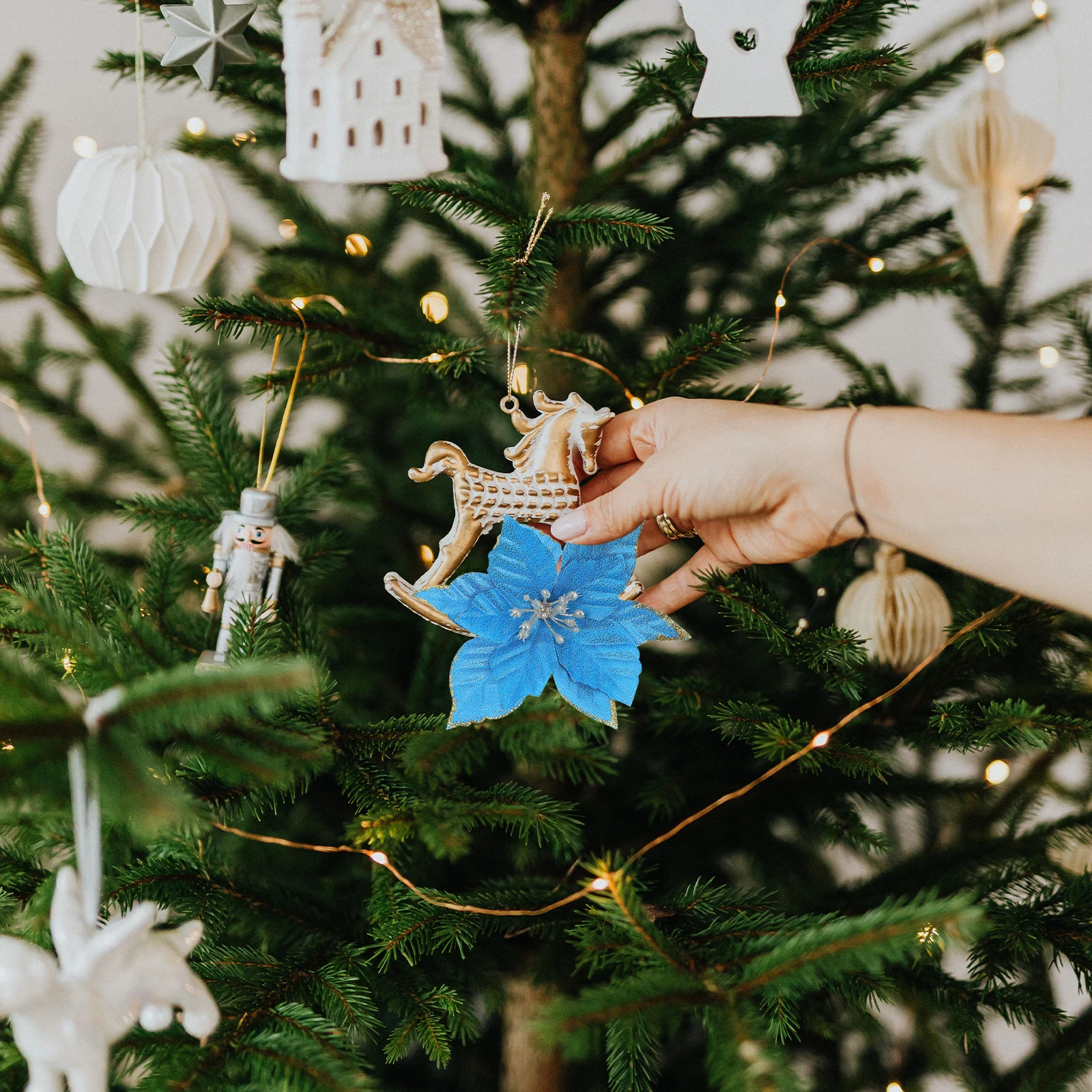 

24pcs Christmas Decorations Artificial Flowers Glitter Silver Xmas Tree Wreath Party Supplies Table Centerpiece Holiday naments