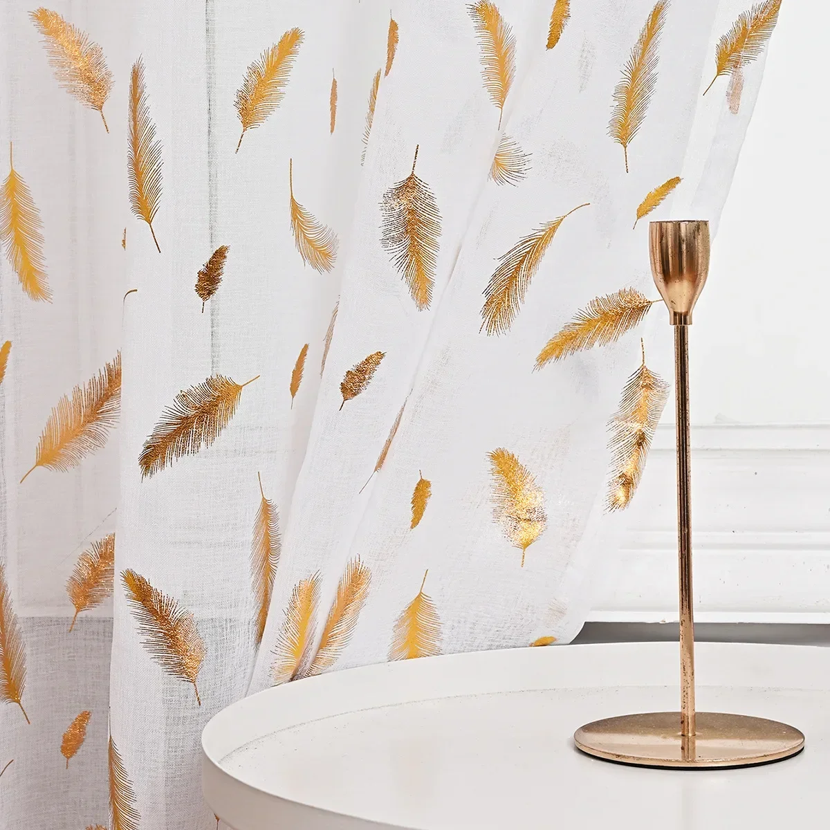 

N5027Small feather curtains for sun protection