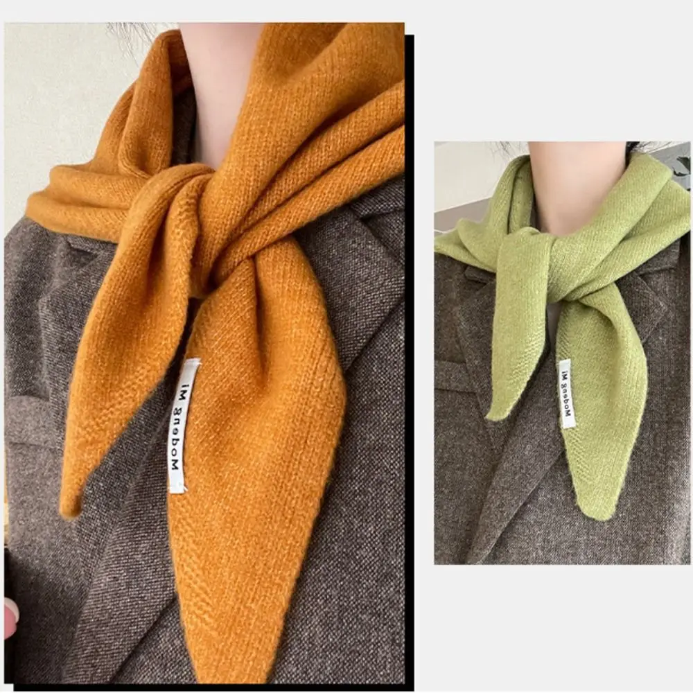 British Style Solid Color Triangular Short Shawl Warm False Collar Wool Blend Scarf Cashmere-like Knitted Scarf Winter
