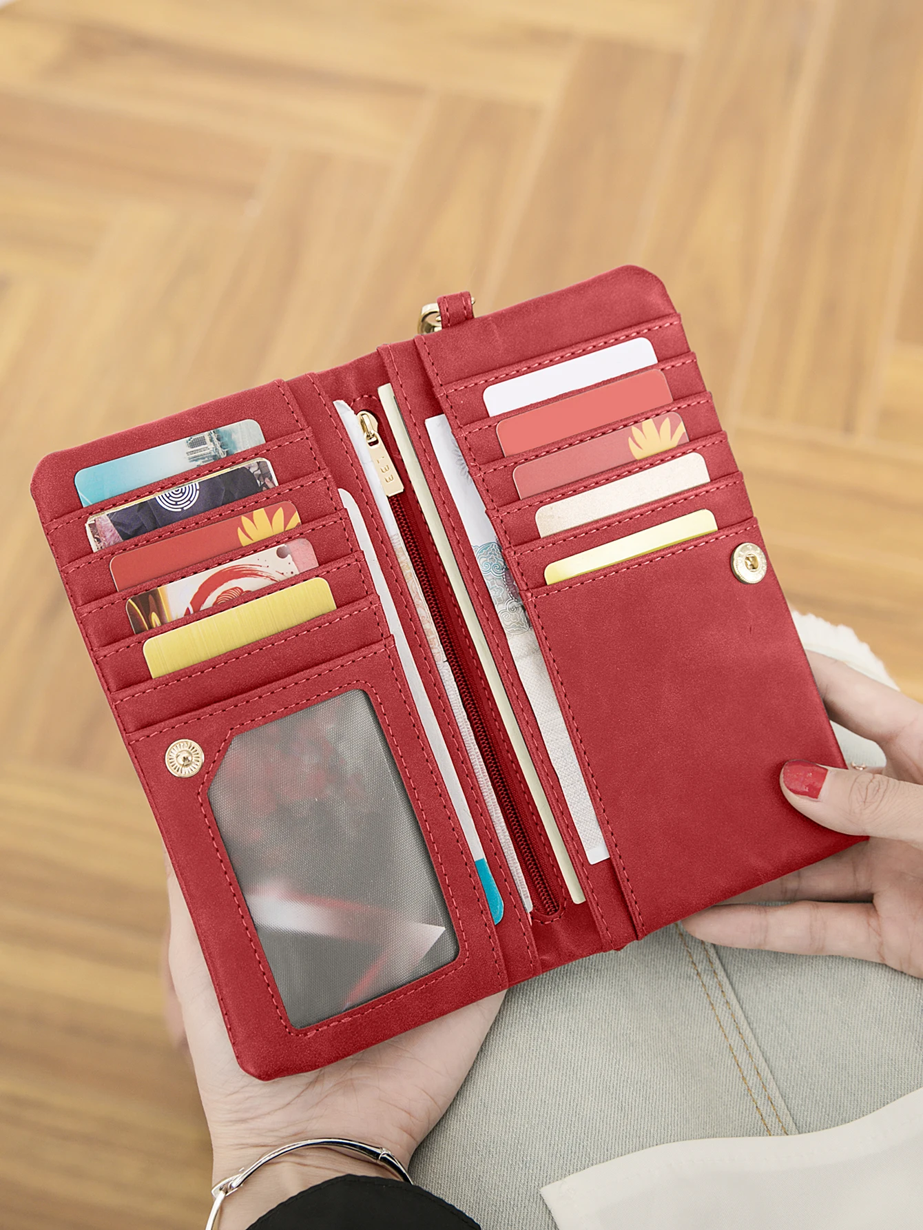 Thumbnail 2 - #78 Travel Document Wallets Comparison Guide