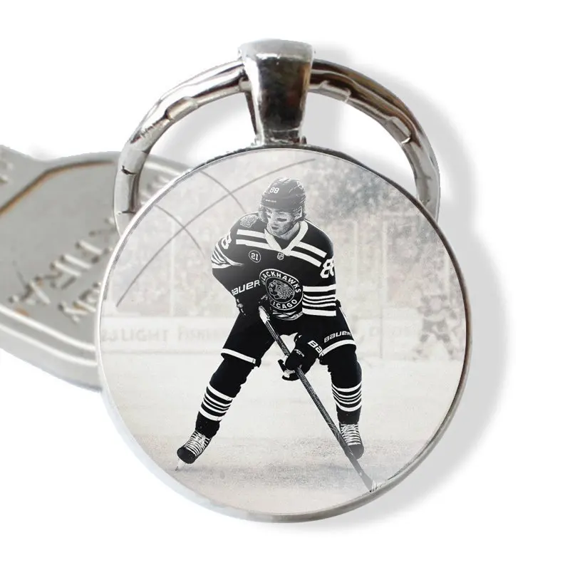 Keychain Handmade Glass Cabochon Key Ring Holder Pendant Key Chains Ice Hockey Ice Snow Sports Fashion Creative Cartoon Design