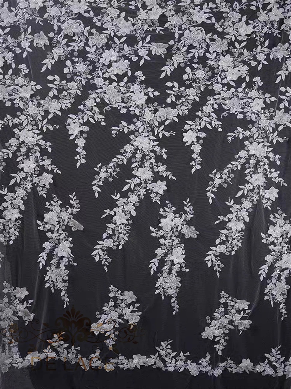 

RX Latest European Style Embroidery Lace Delicate 3D Flower Fabric With Beaded Wedding Dress Sequins Lace Fabric