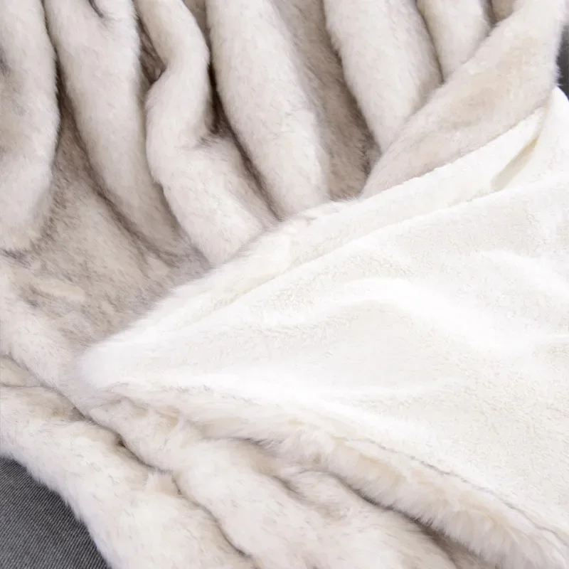 Faux Fur Throw Blankets Soft Warm Fluffy Imitated Fox Fur Winter PV Plush Plaid Home Decoration Sofa Bed Shaggy Blankets