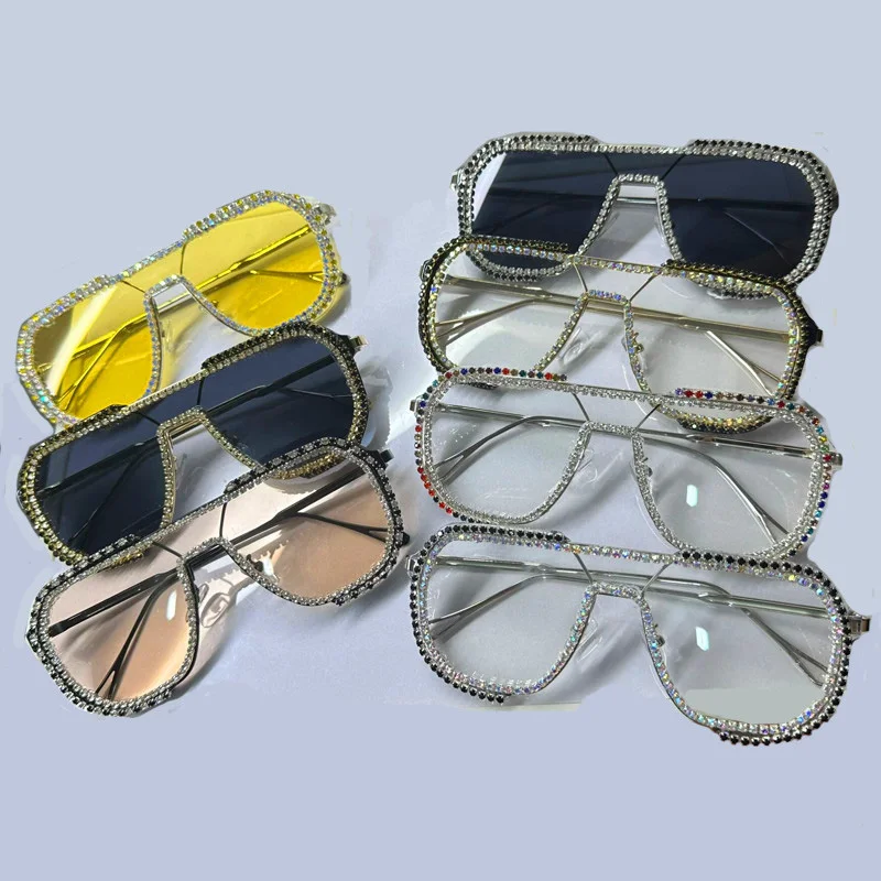Diamanten-Sonnenbrille für Damen 2026 – Neue luxuriöse Strass-Sonnenbrille, einzigartige handgefertigte modische Einteiler-Sonnenbrille für Frauen, übergroße Brillen – Detail 1