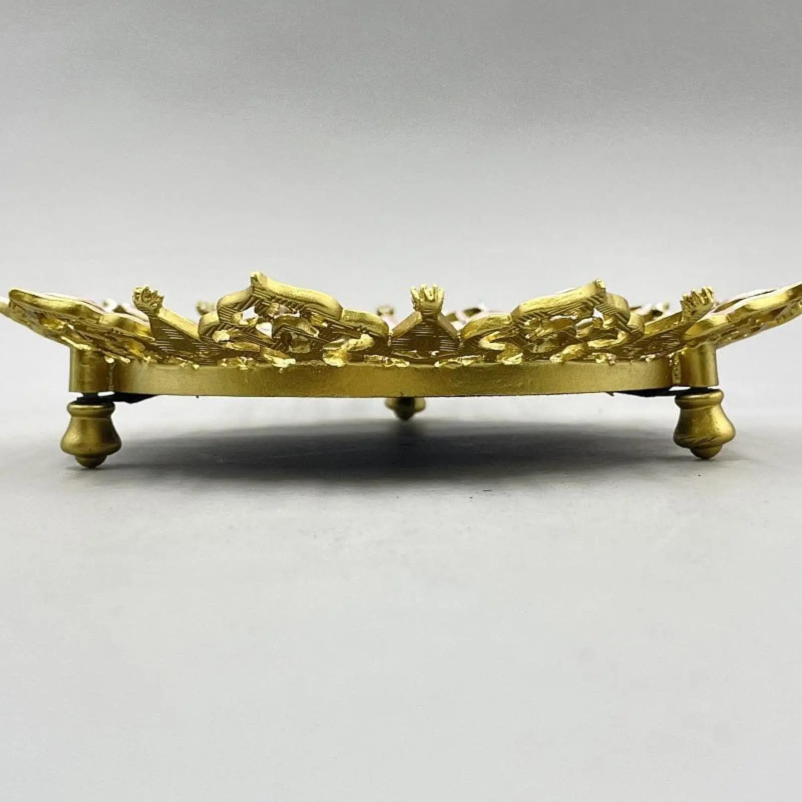 

Mirror Face Jewelry Dish Ornate Tray 7.2x1.4inch Retro Design Trinket Tray Earrings Keys Organizer for Bathroom Multifunctional